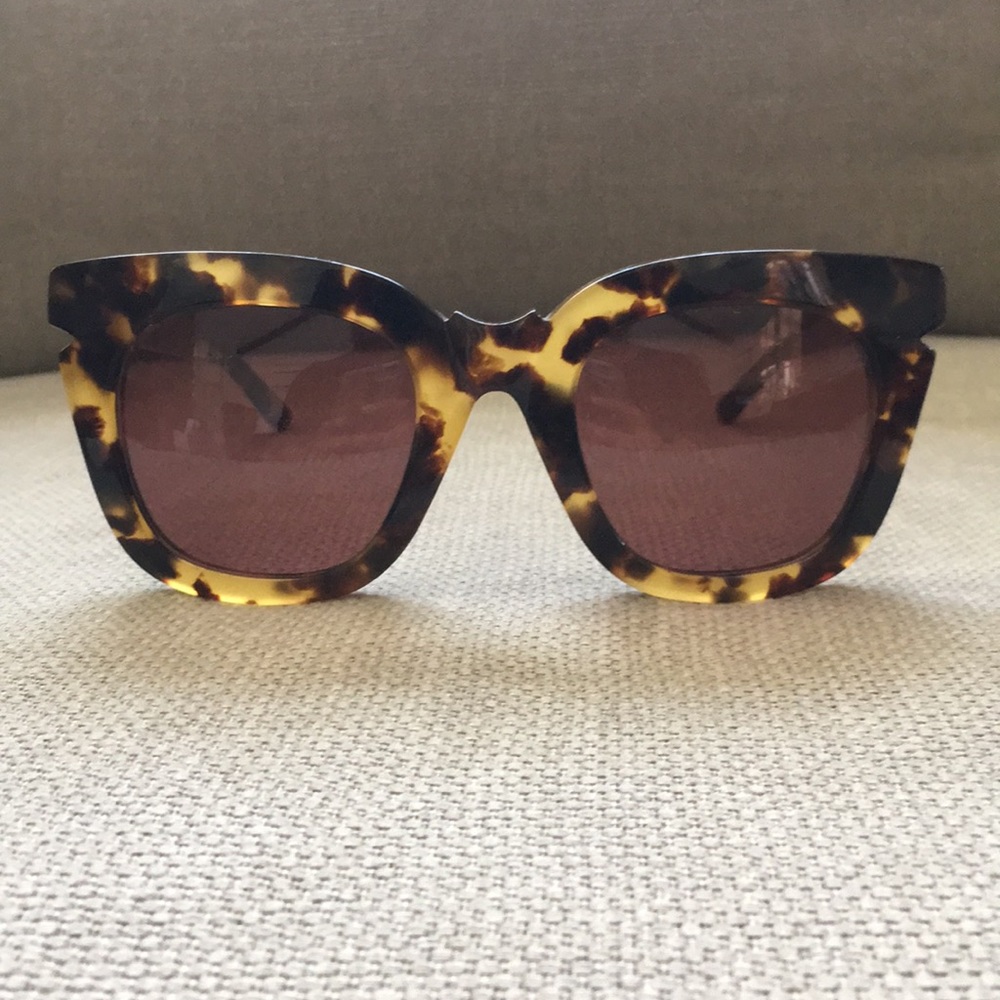 Pared Pools & Palms tortoise shell/gold sunglasses